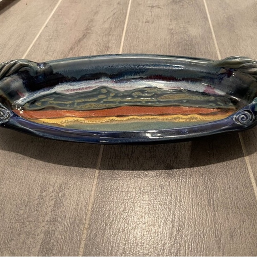 Hand crafted bread tray. - Picture 5 of 6